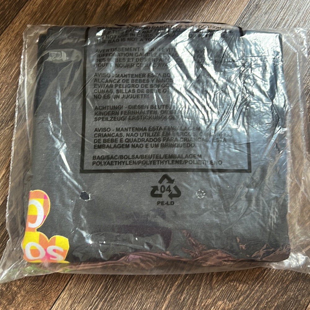 Lucid Tee - Picture 3 of 4